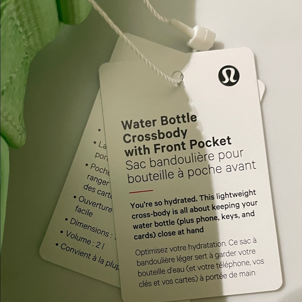 🍋Lululemon Green Crossbody Bag water bottle Crossbody with front pocket - Picture 3 of 3